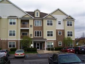 1 of 1 - 946 Tower Ridge Circle, Middletown, NY
