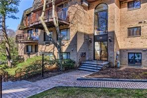 1 of 1 - 500 Central Park Avenue # 323, Scarsdale, NY