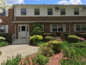 1 of 1 - 76 Parkside Drive # 76, Suffern, NY