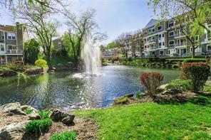 1 of 1 - 500 Pondside Drive # 2d, White Plains, NY