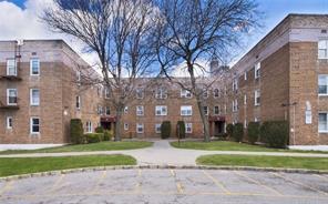 1 of 1 - 30 Davenport Avenue # 1a, New Rochelle, NY