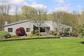 1 of 1 - 5 Hunts Lane, Cross River, NY