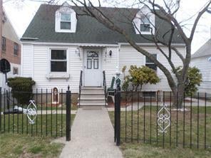 1 of 1 - 3165 Waterbury Avenue, Bronx, NY