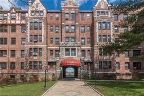 1 of 1 - 23 Old Mamaroneck Road D3, White Plains, NY