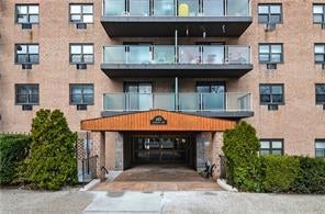 1 of 1 - 145 Valentine Lane # 2e, Yonkers, NY
