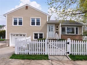 1 of 1 - 200 Second Avenue, Pelham, NY