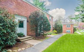 1 of 1 - 176 Pinewood Road 38, Hartsdale, NY