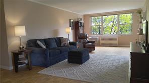 1 of 1 - 12 Old Mamaroneck Road 4e, White Plains, NY