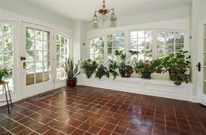 1 of 1 - 443 Kings Highway, Valley Cottage, NY