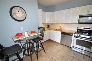 1 of 1 - 501 Riverdale Avenue # 2a, Yonkers, NY
