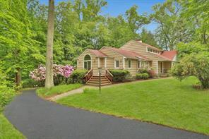 1 of 1 - 346 Deer Track Lane, Valley Cottage, NY