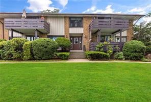 1 of 1 - 25 Sierra Vista Lane, Valley Cottage, NY