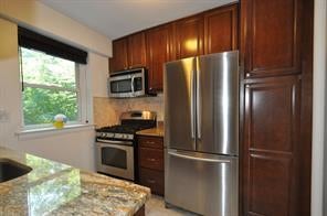 1 of 1 - 235 Garth Road E2i, Scarsdale, NY