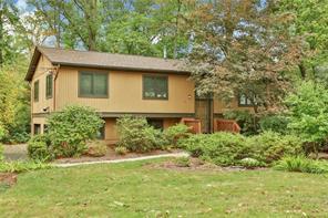 1 of 1 - 36 Balmoral Drive, Chestnut Ridge, NY
