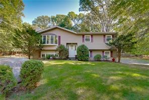 1 of 1 - 12 Amundsen Lane, Suffern, NY