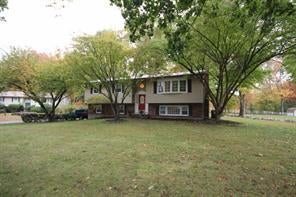 1 of 1 - 33 Capricorn, Monsey, NY
