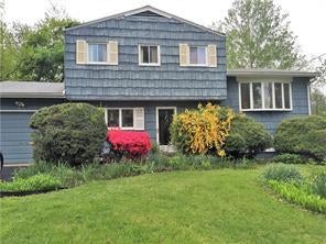 1 of 1 - 82 Chestnut Oval, Orangeburg, NY