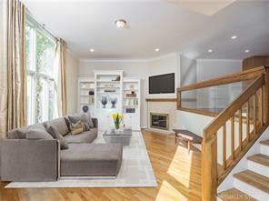 1 of 1 - 12 Gramatan Court, Bronxville, NY