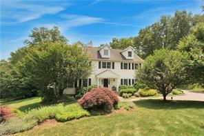 1 of 1 - 16 Pebblebrook Way, Chappaqua, NY