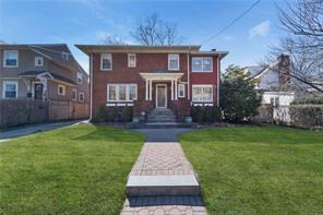 1 of 1 - 449 Siwanoy Place, Pelham, NY