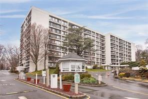 1 of 1 - 100 High Point Drive # Ph10, Hartsdale, NY