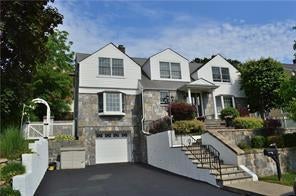 1 of 1 - 22 Fairway Drive, Eastchester, NY