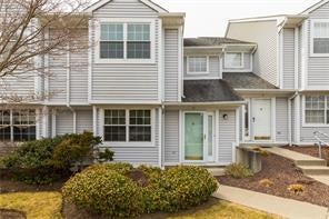 1 of 1 - 10 Hemlock Circle, Pawling, NY