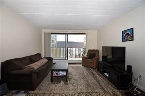 1 of 1 - 1116 Warburton Avenue # 1m, Yonkers, NY