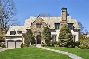 1 of 1 - 2 Campbell Lane, Larchmont, NY