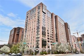 1 of 1 - 4 Martine Avenue # Ph114, White Plains, NY