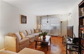 1 of 1 - 5550 Fieldston Road 4g, Bronx, NY