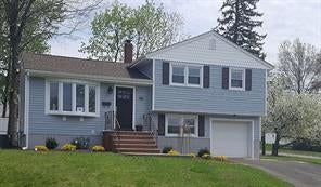 1 of 1 - 10 Foxwood Avenue, Suffern, NY