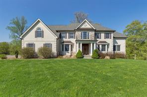 1 of 1 - 3 Carriage Court, Amawalk, NY