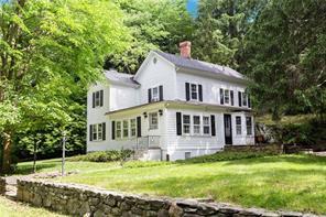 1 of 1 - 8 Baylis Lane, Bedford, NY