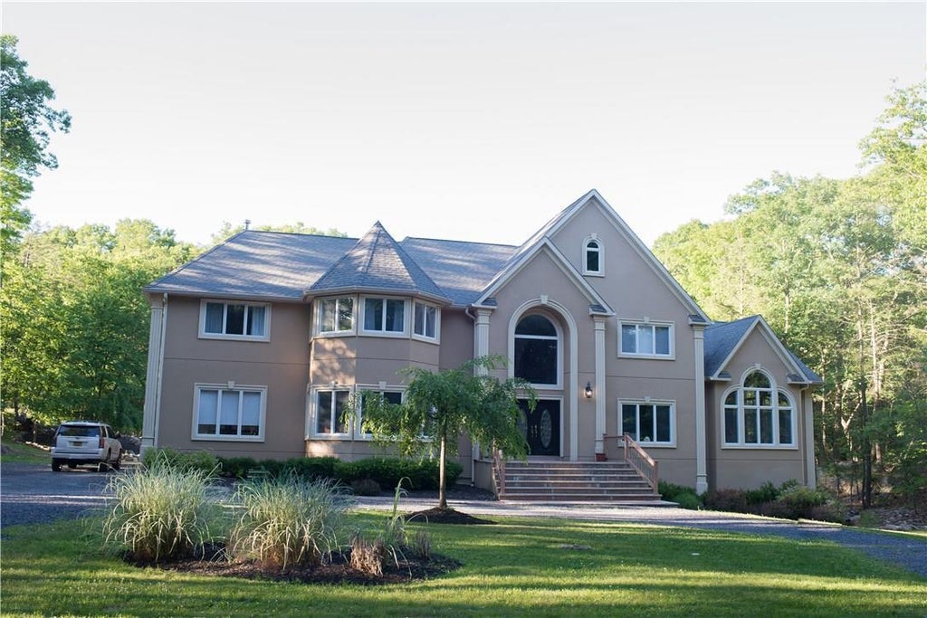 1 of 1 - 1098 Mombasha Road, Monroe, NY