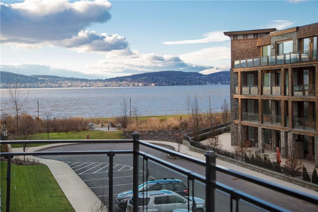 1 of 1 - 18 Rivers Edge Drive # 311, Tarrytown, NY