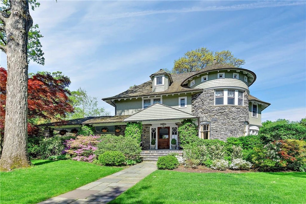 1 of 1 - 43 Prescott Avenue, Bronxville, NY