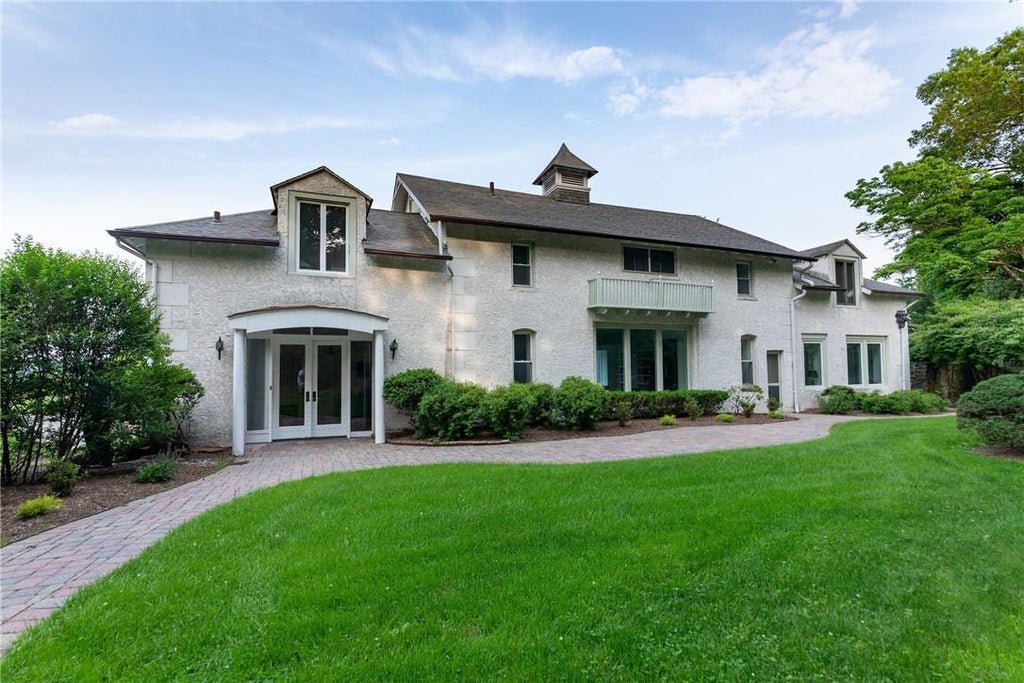 1 of 1 - 1 Manor House Drive, Dobbs Ferry, NY