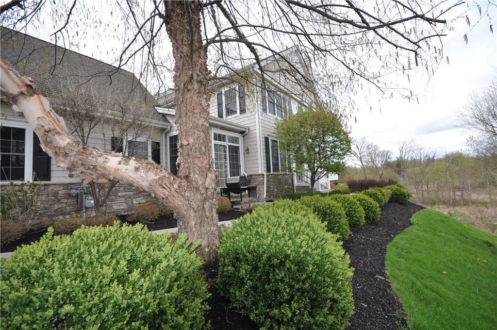 1 of 1 - 2 Turnberry Court, Monroe, NY