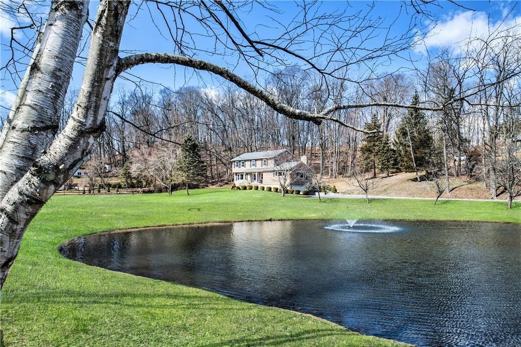 1 of 1 - 2 Brady Lane, Katonah, NY