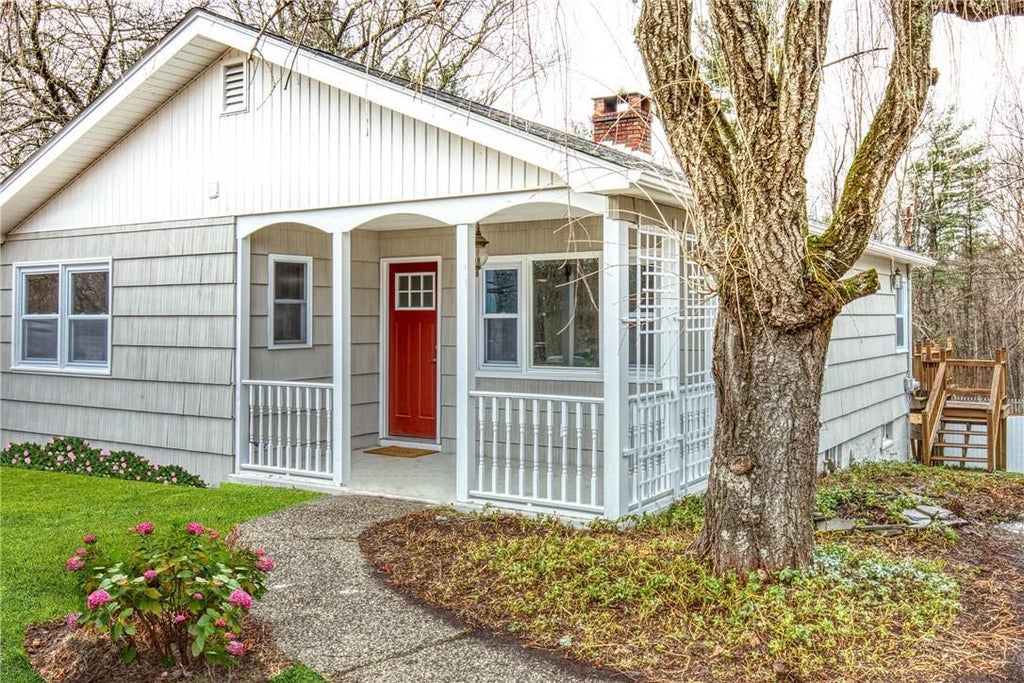 1 of 1 - 527 Dosen Road, Middletown, NY