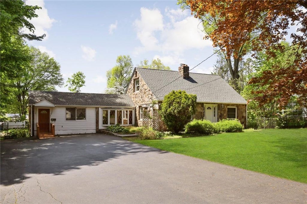 1 of 1 - 185 Grandview Avenue, Nanuet, NY