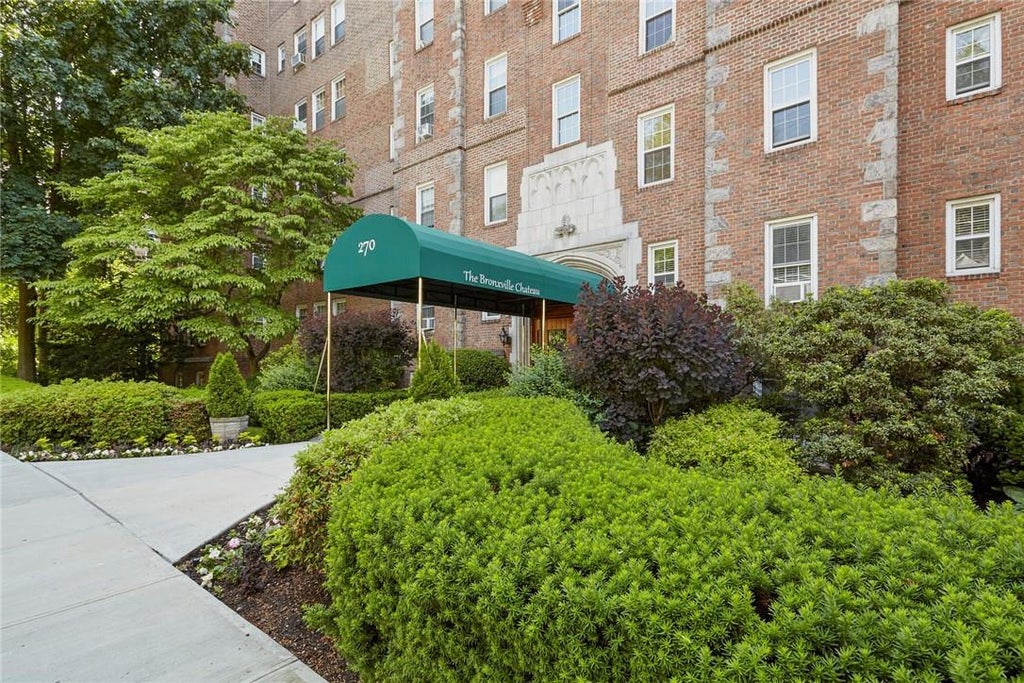 1 of 1 - 270 Bronxville Road B53, Bronxville, NY