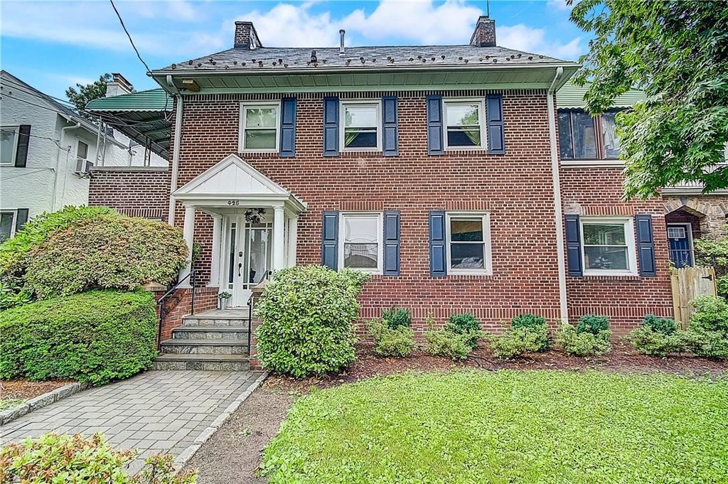 1 of 1 - 425 Seneca Avenue, Mount Vernon, NY