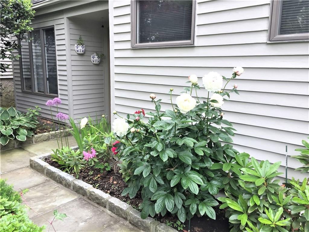 1 of 1 - 19 Evon Court, Scarsdale, NY