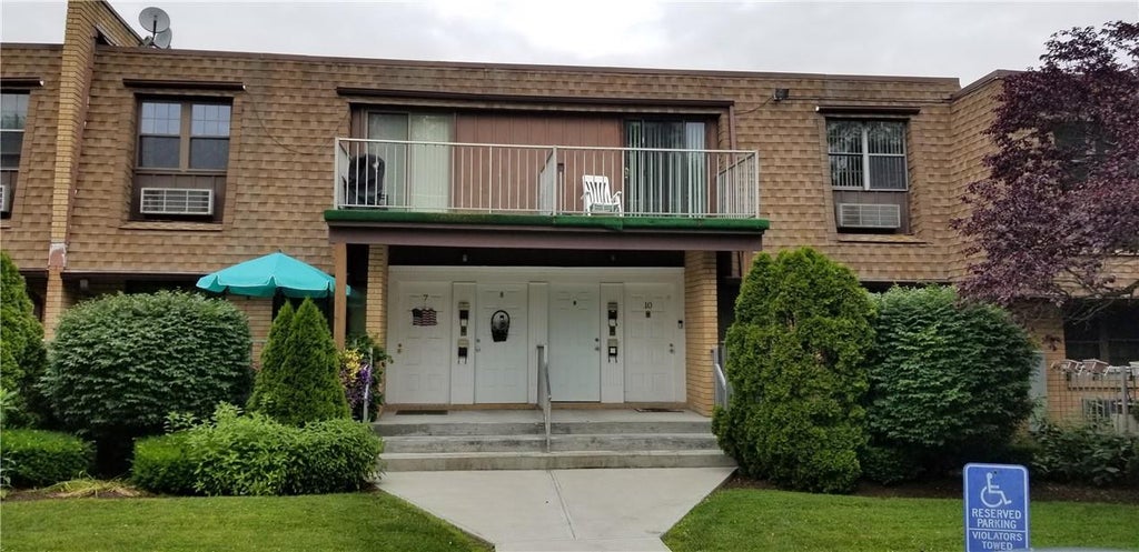 1 of 1 - 408 Carpenter Avenue # 8, Newburgh, NY