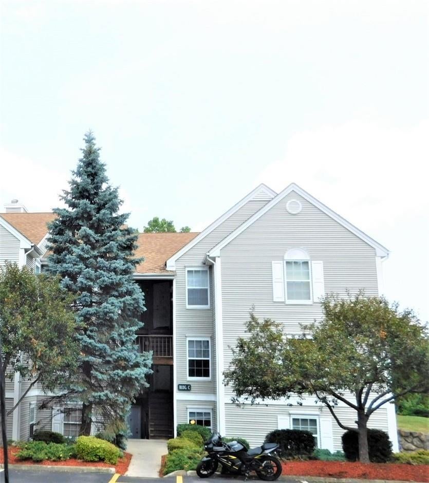 1 of 1 - 1034 Washington Green, New Windsor, NY