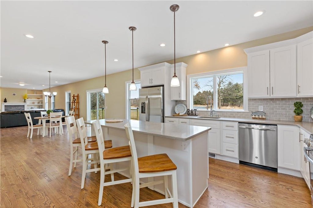 1 of 1 - 4 Trinity Way, La Grange Ville, NY