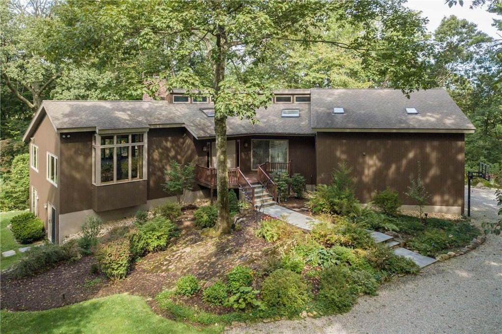 1 of 1 - 331 Whippoorwill Road, Chappaqua, NY