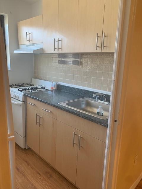 1 of 1 - 25 Shady Glen Court # 2a, New Rochelle, NY